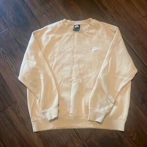 Nike 
Pre owned 
XL